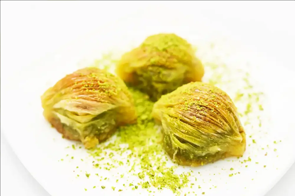 Shell-shaped Midye baklava supplied by Sehr-i Antep