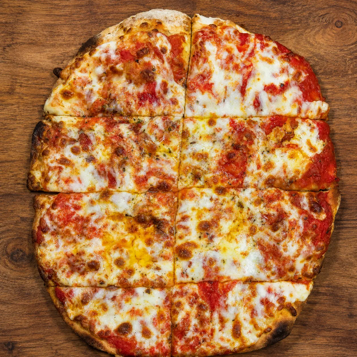 Fresh Margherita pinsa from our party menu